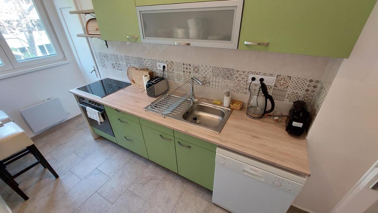 Comfy And Stylish Jewelry Box Apartment Budapest Ngoại thất bức ảnh