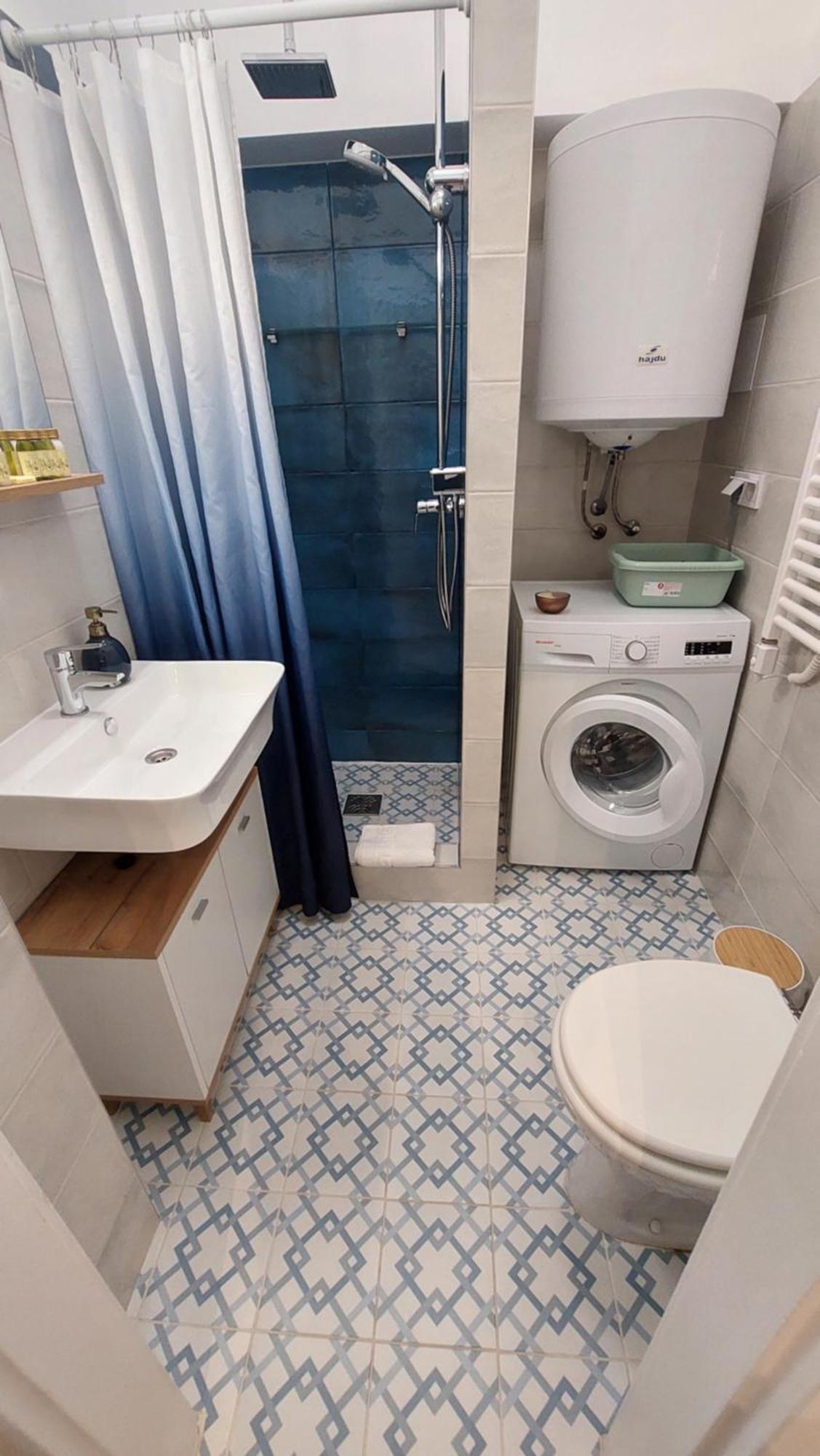 Comfy And Stylish Jewelry Box Apartment Budapest Ngoại thất bức ảnh
