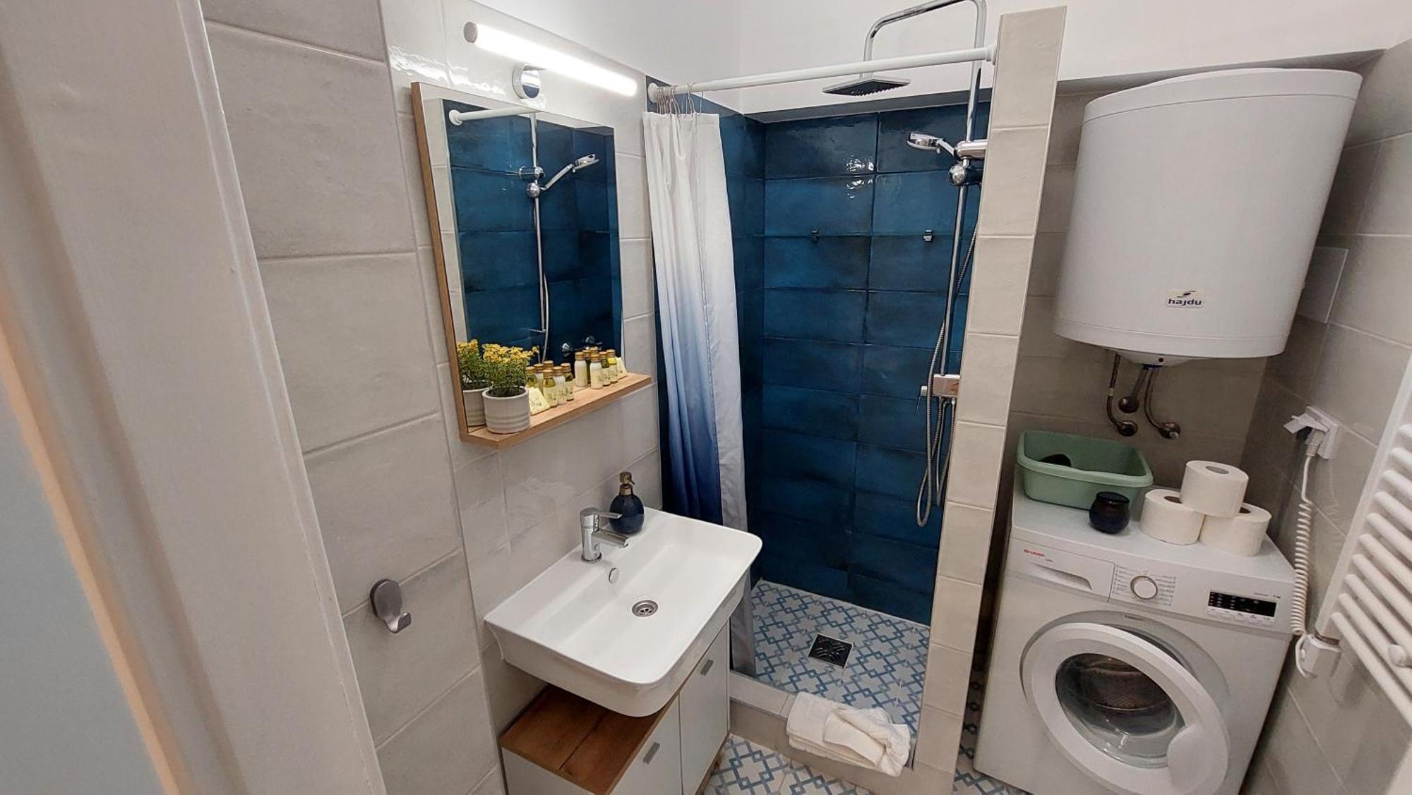 Comfy And Stylish Jewelry Box Apartment Budapest Ngoại thất bức ảnh